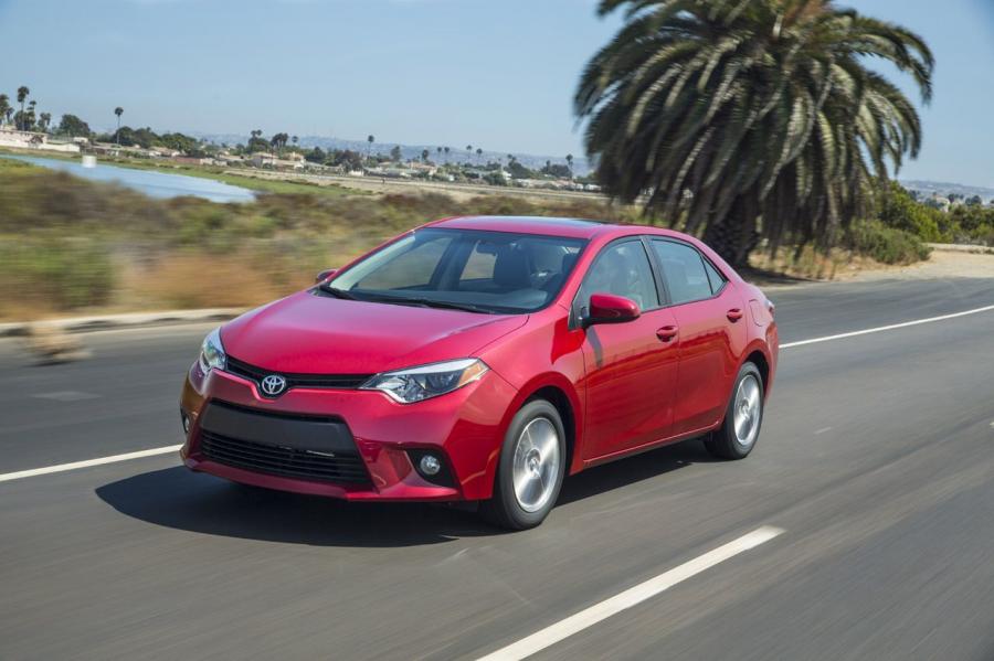 Toyota Corolla 2014 года  (фото 202 из 212)